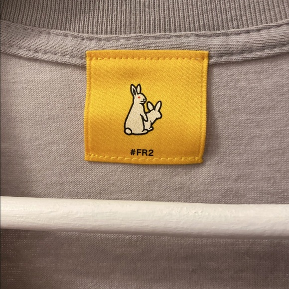 Fxxking rabbits T-shirt - Picture 2 of 2